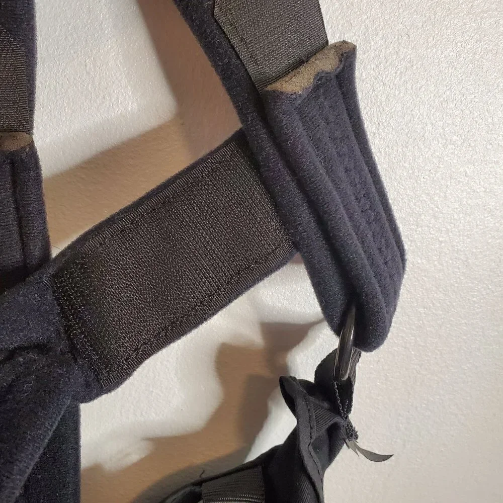 Hospital grade Arm Sling Black Size S